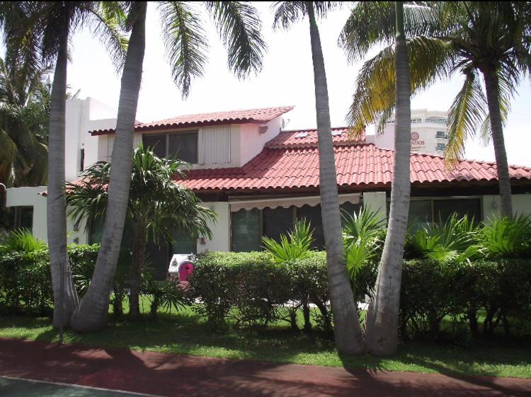 Large House - Walking To Beach - 10 Guests! Cancún Eksteriør billede