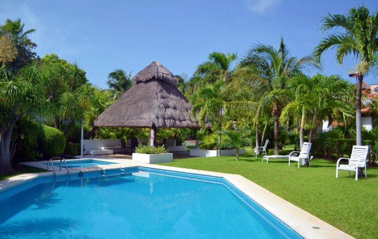 Large House - Walking To Beach - 10 Guests! Cancún Eksteriør billede