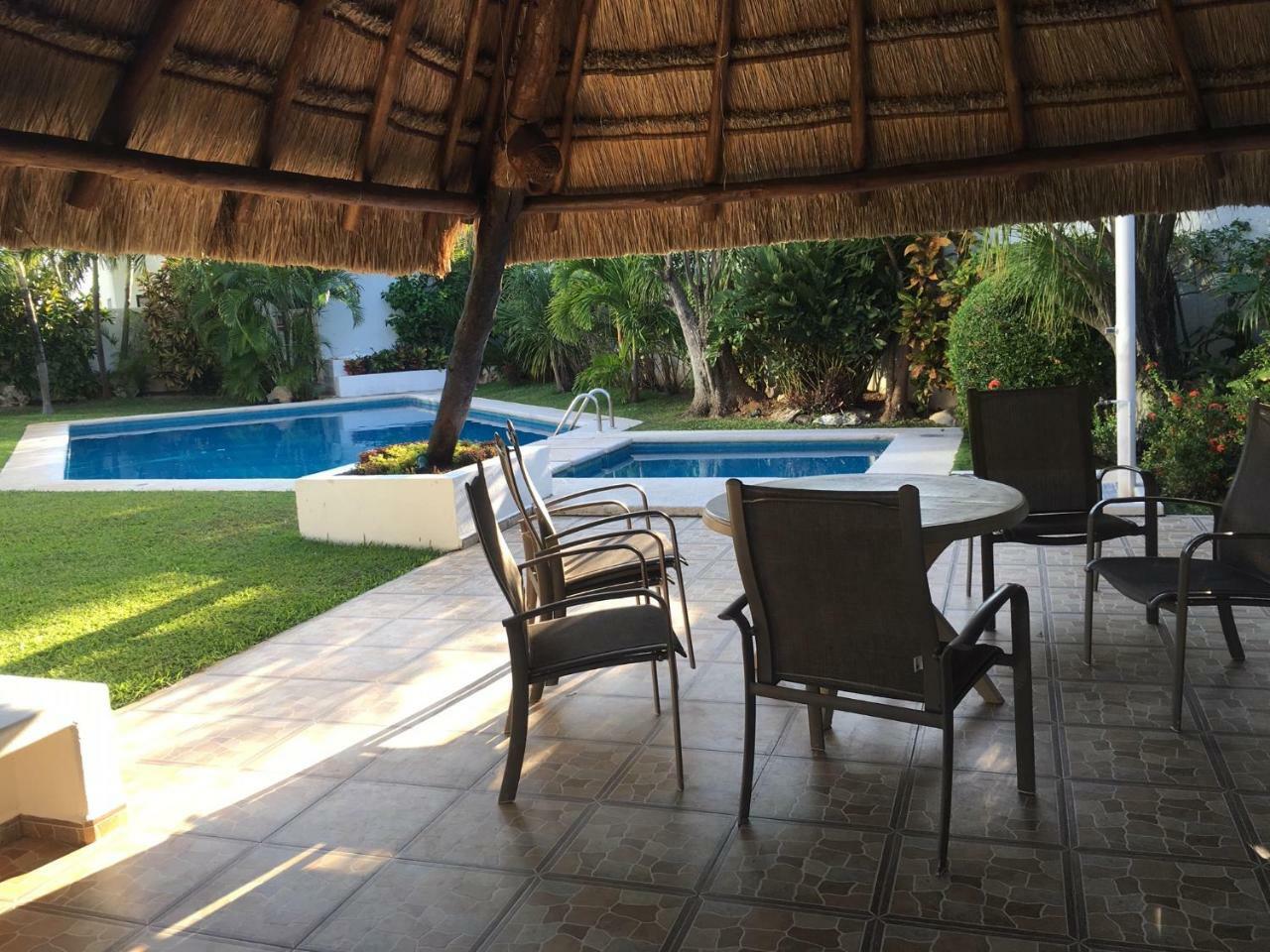 Large House - Walking To Beach - 10 Guests! Cancún Eksteriør billede